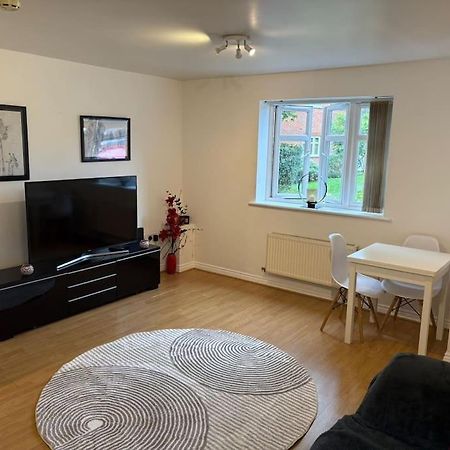 Newly Refurbished Flat In Kings Heath Leilighet Birmingham Eksteriør bilde