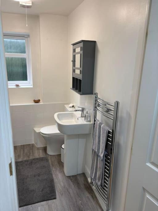 Newly Refurbished Flat In Kings Heath Leilighet Birmingham Eksteriør bilde