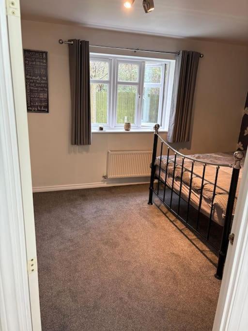 Newly Refurbished Flat In Kings Heath Leilighet Birmingham Eksteriør bilde